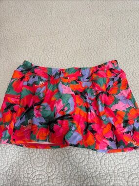Sunsets skirted swim bottom Bright Floral NWT size medium with zipper pocket